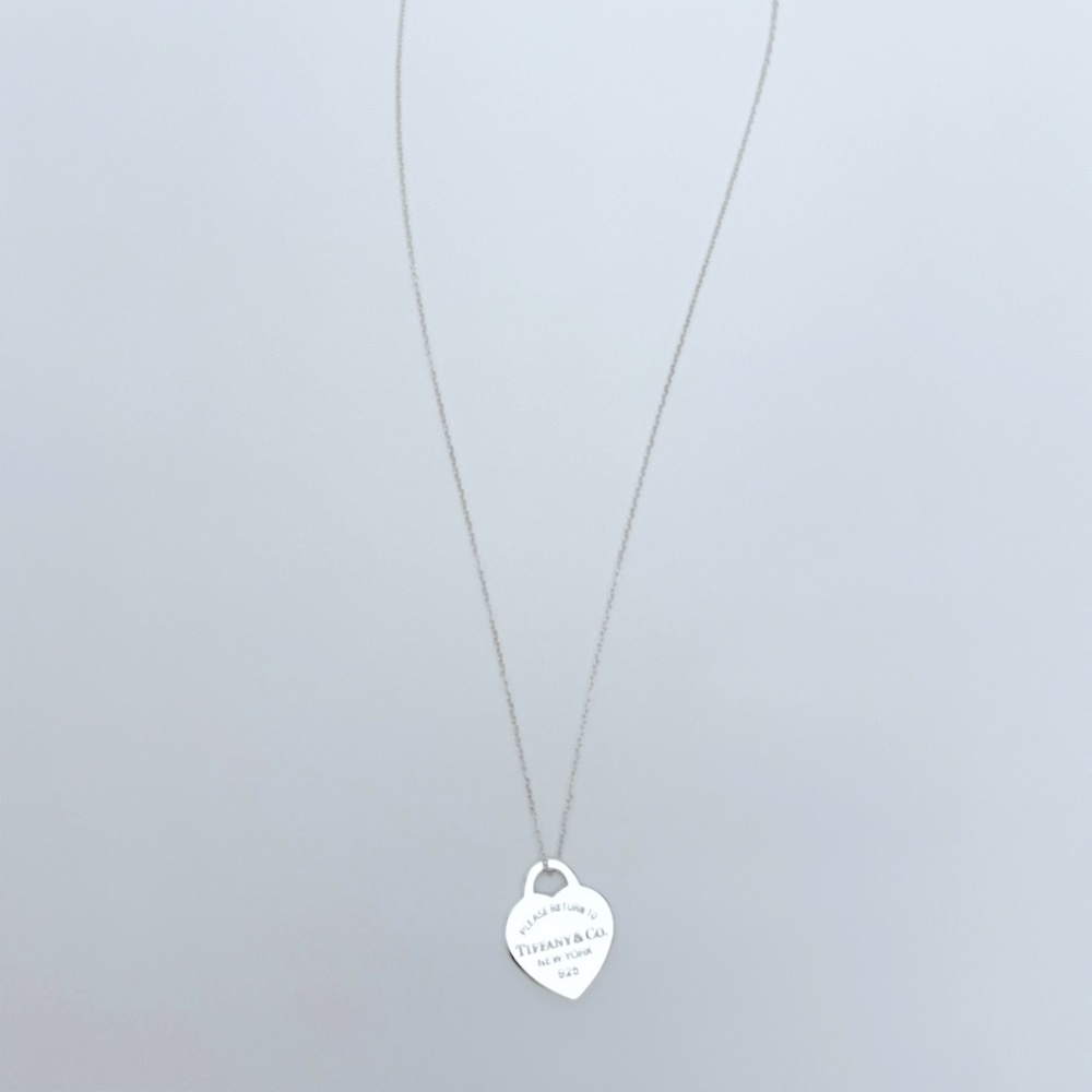 Tiffany & Co Return to Tiffany Small Sterling Silver Heart Tag Charm & 16” Chain